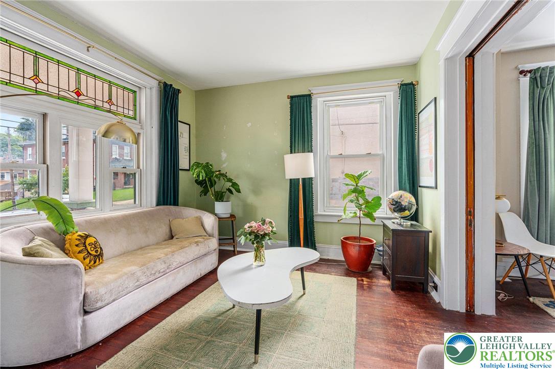 Bethlehem City, Pennsylvania 18015, United States, 4 Bedrooms Bedrooms, ,1 BathroomBathrooms,Residential,Active,165422