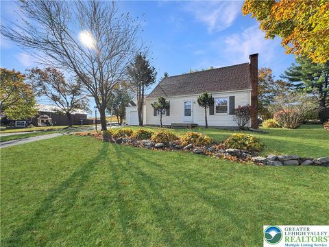 Photo of 257 2nd Street, Wind Gap Boro, PA 18091 (MLS # 767007) Photo of 257 2nd Street, Wind Gap Boro, PA 18091 (MLS # 767007)