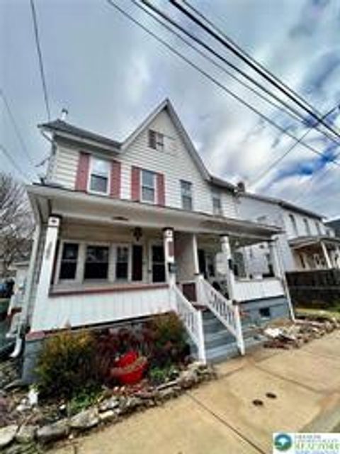 Photo of 609 Pen Argyl Street, Pen Argyl Boro, PA 18072 (MLS # 772638)