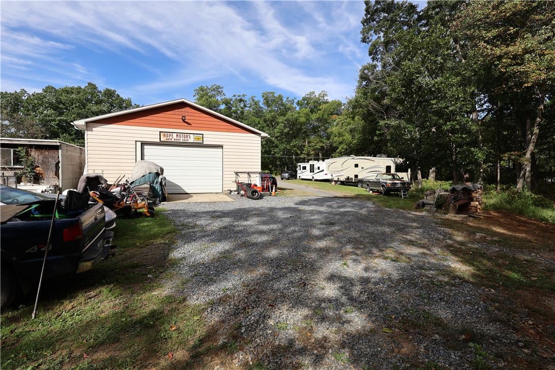 1320 N Cottonwood Road