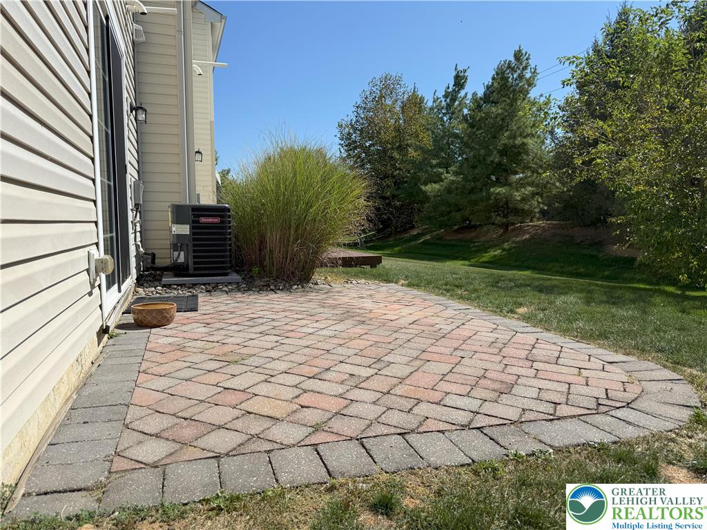 Upper Macungie Twp, Pennsylvania 18031, United States, 2 Bedrooms Bedrooms, ,2 BathroomsBathrooms,Residential,Pending,214158