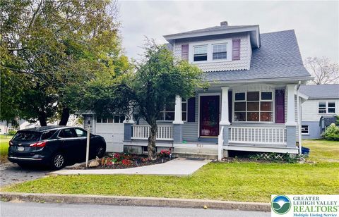 Photo of 5163 Fornaciari Drive, Whitehall, PA 18052 (MLS # 766764) Photo of 5163 Fornaciari Drive, Whitehall, PA 18052 (MLS # 766764)