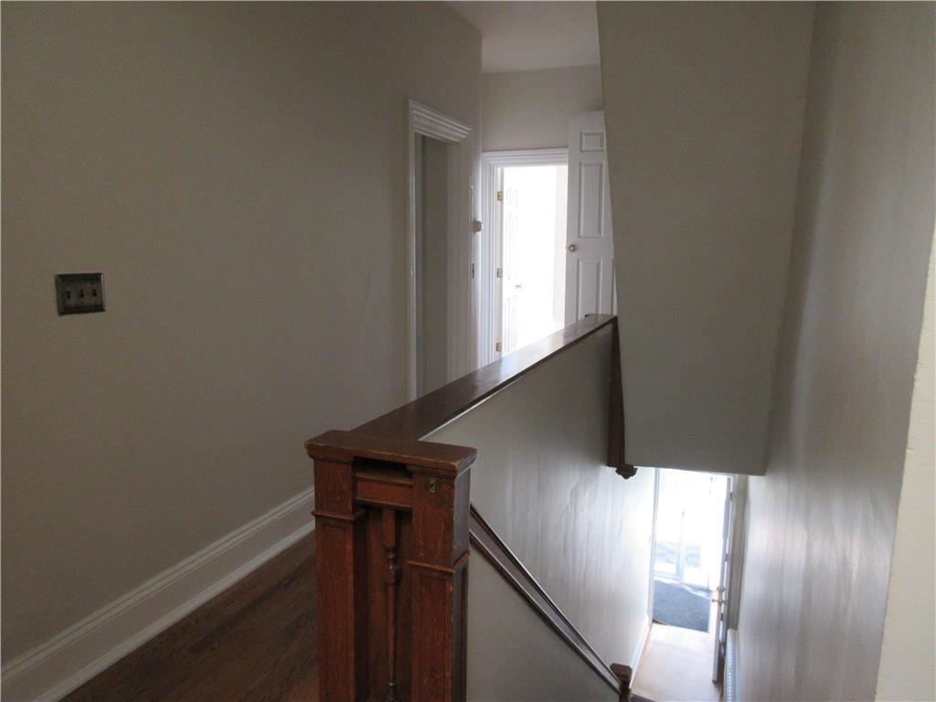87 E Broad Street