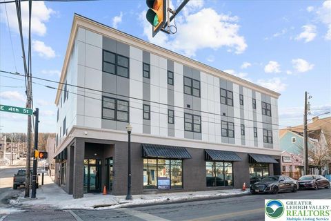 Photo of 410 William Street #102, Bethlehem, PA 18015 (MLS # 772891)