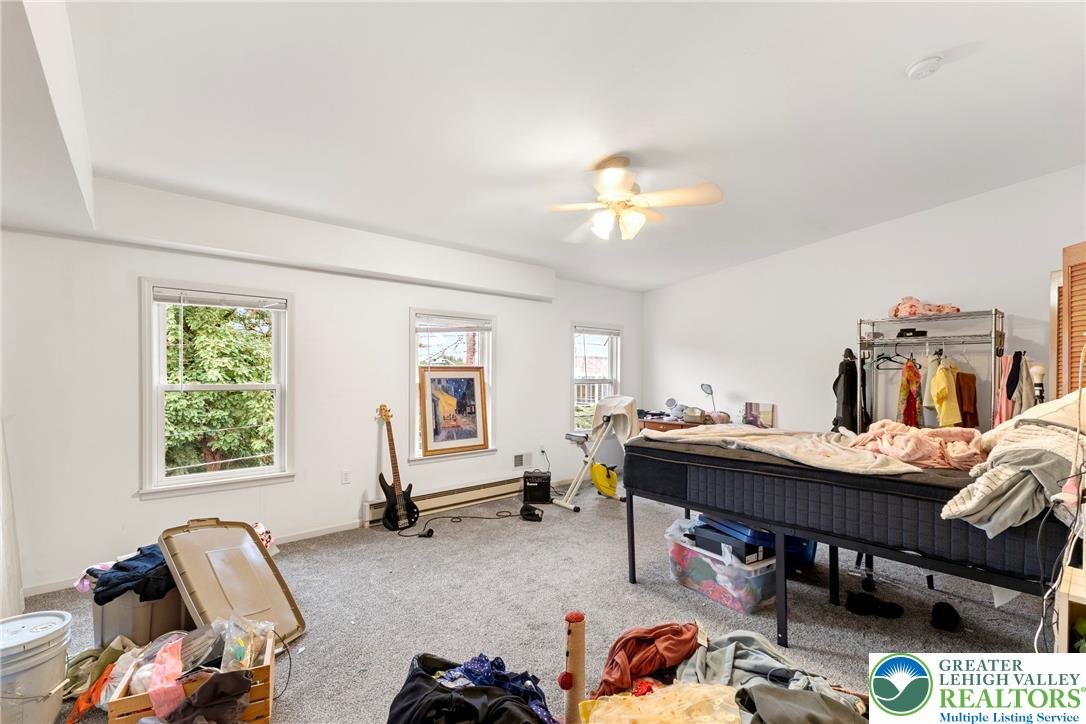 Catasauqua Boro, Pennsylvania 18032, United States, 6 Bedrooms Bedrooms, ,5 BathroomsBathrooms,Residential,Active,197526