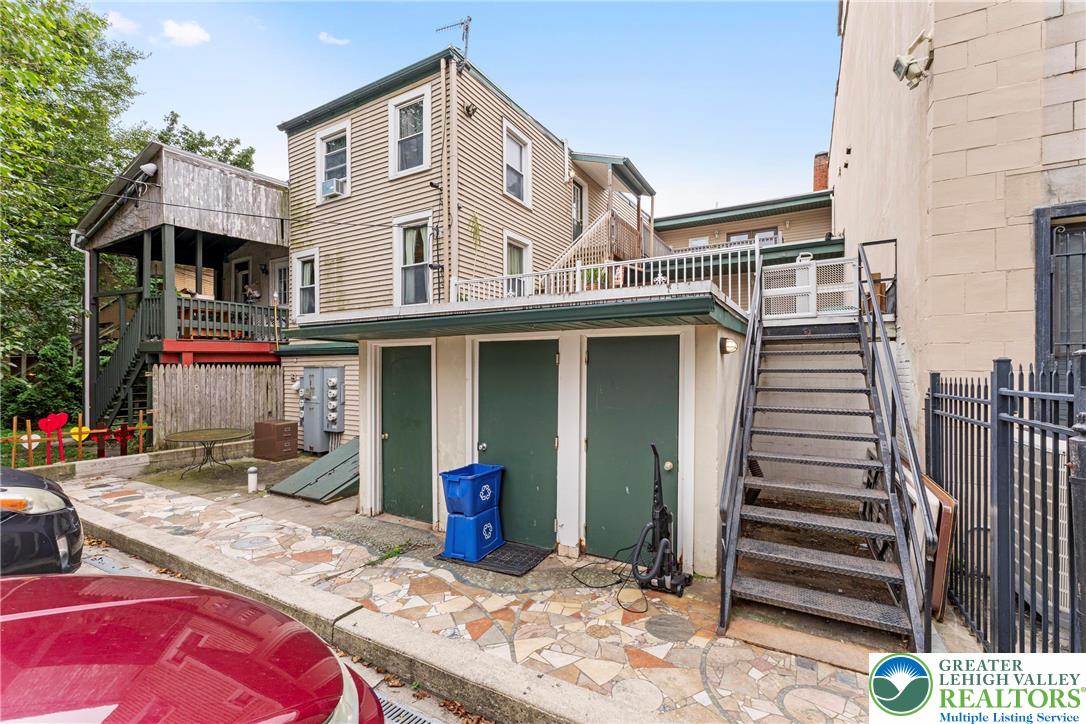 Catasauqua Boro, Pennsylvania 18032, United States, 6 Bedrooms Bedrooms, ,5 BathroomsBathrooms,Residential,Active,197526