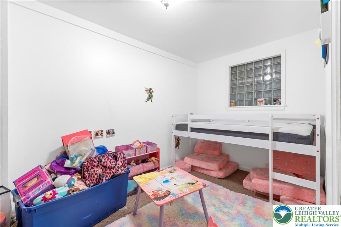 Catasauqua Boro, Pennsylvania 18032, United States, 6 Bedrooms Bedrooms, ,5 BathroomsBathrooms,Residential,Active,197526