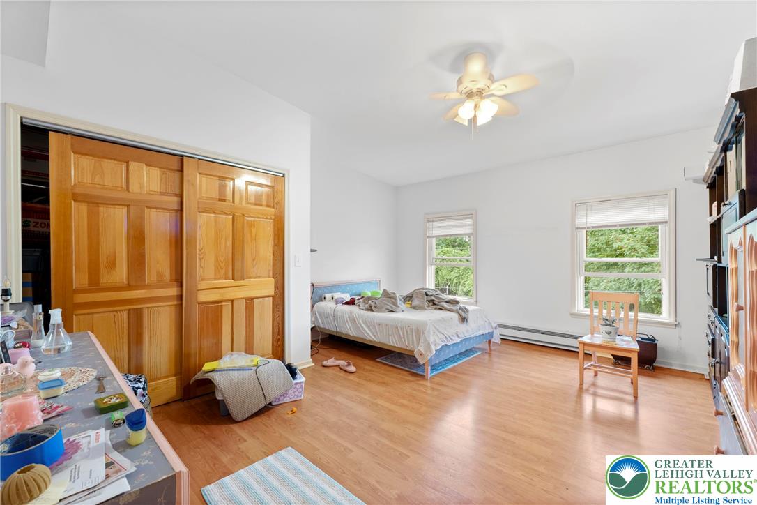 Catasauqua Boro, Pennsylvania 18032, United States, 6 Bedrooms Bedrooms, ,5 BathroomsBathrooms,Residential,Active,197526