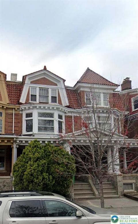 Photo of 1641 W Turner Street #APT 1, Allentown, PA 18102 (MLS # 771538)