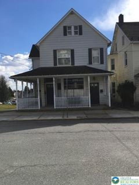 Photo of 26 Prospect Street, Nazareth Boro, PA 18064 (MLS # 772805)