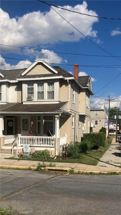 Photo of 300 Walnut Street, Kutztown Boro, PA 19530 (MLS # 779649)