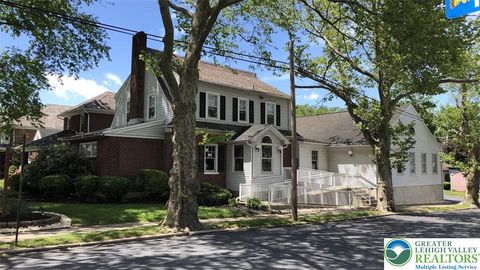 Photo of 123 22nd Street, Easton, PA 18042 (MLS # 760278) Photo of 123 22nd Street, Easton, PA 18042 (MLS # 760278)
