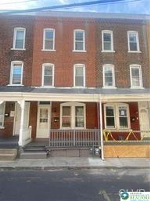Photo of 948 W Maple Street, Allentown, PA 18101 (MLS # 764456) Photo of 948 W Maple Street, Allentown, PA 18101 (MLS # 764456)
