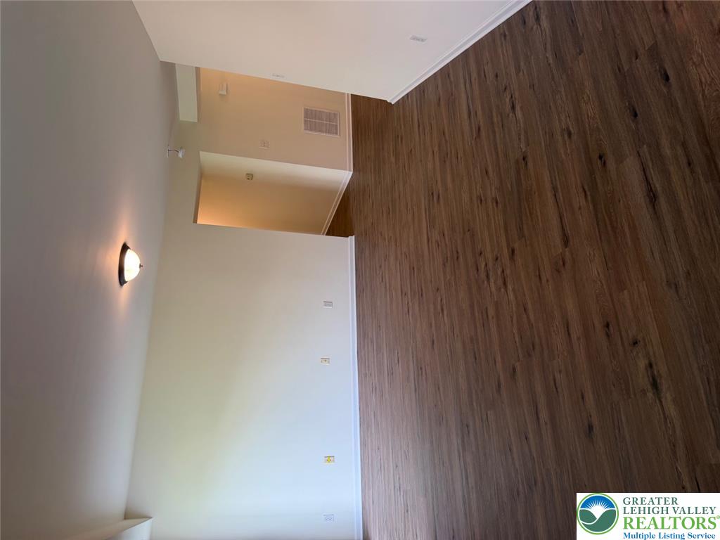 7280 Adams 5