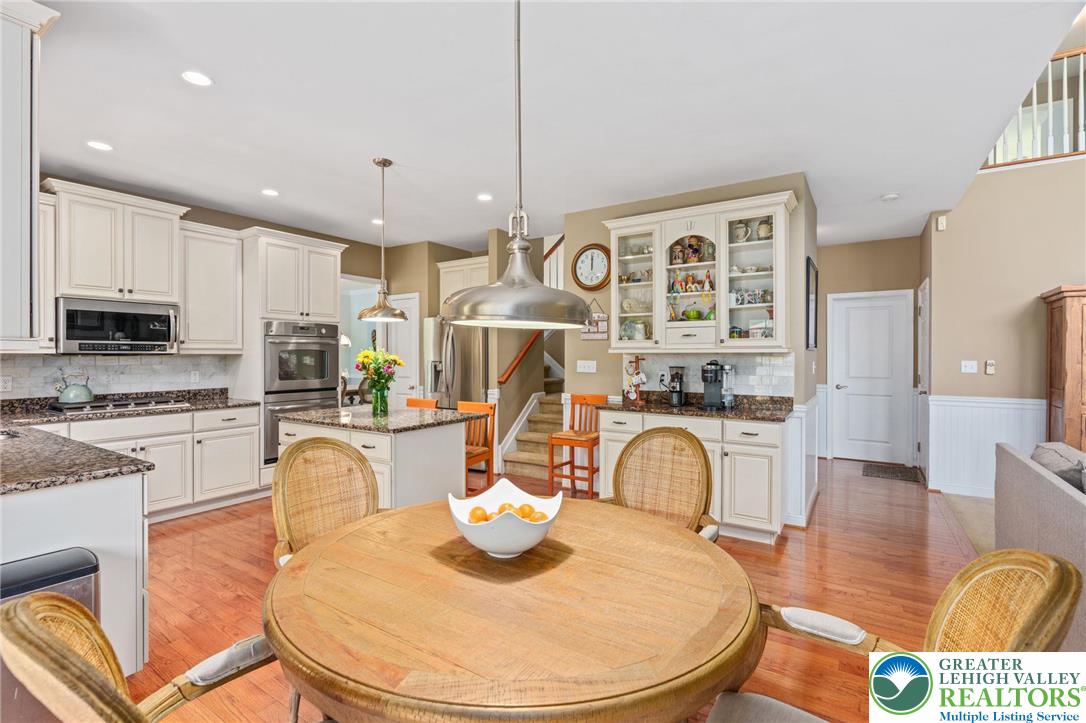 Upper Milford Twp, Pennsylvania 18092, United States, 4 Bedrooms Bedrooms, ,3 BathroomsBathrooms,Residential,Active,175264