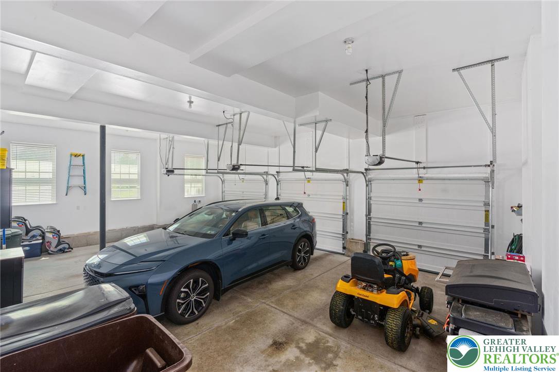 Upper Milford Twp, Pennsylvania 18092, United States, 4 Bedrooms Bedrooms, ,3 BathroomsBathrooms,Residential,Active,175264