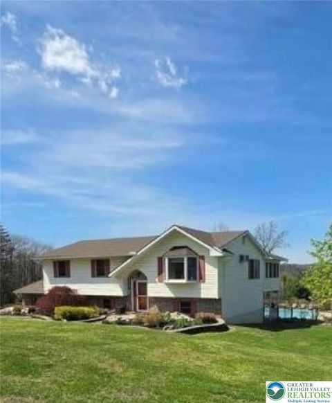 Photo of 314 W Sunset Road, East Penn Twp, PA 18235 (MLS # 775670)