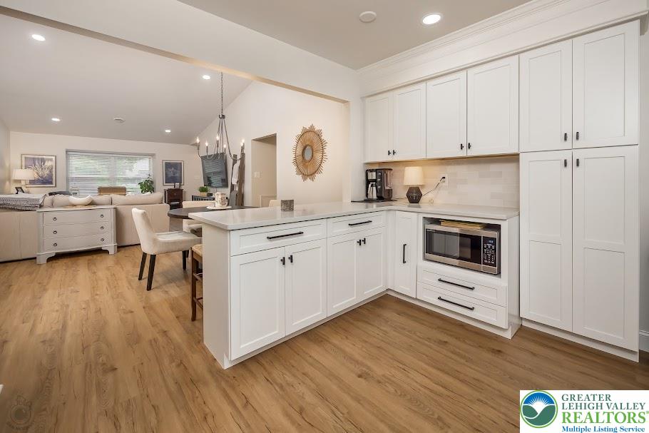 Allentown City, Pennsylvania 18104, United States, 3 Bedrooms Bedrooms, ,2 BathroomsBathrooms,Residential,Pending,154379