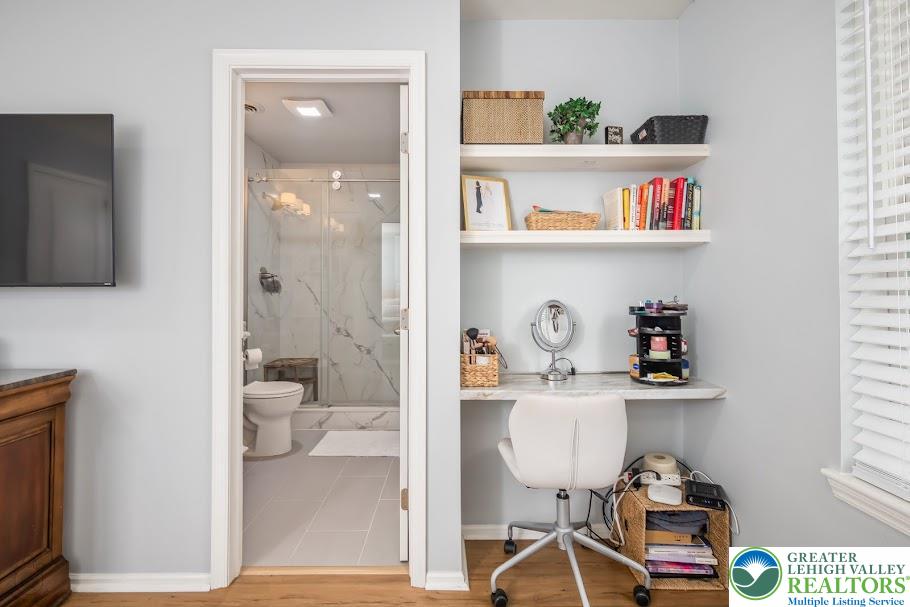 Allentown City, Pennsylvania 18104, United States, 3 Bedrooms Bedrooms, ,2 BathroomsBathrooms,Residential,Pending,154379