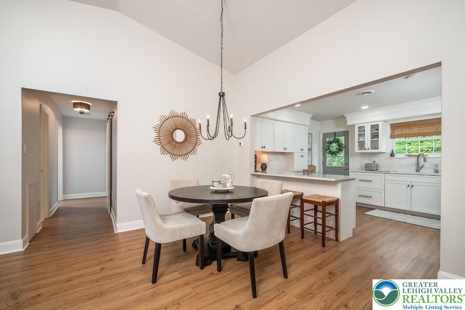 Allentown City, Pennsylvania 18104, United States, 3 Bedrooms Bedrooms, ,2 BathroomsBathrooms,Residential,Pending,154379