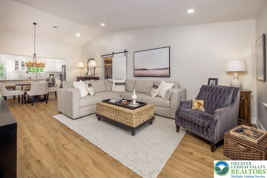 Allentown City, Pennsylvania 18104, United States, 3 Bedrooms Bedrooms, ,2 BathroomsBathrooms,Residential,Pending,154379