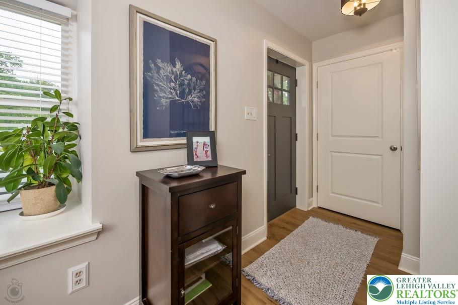 Allentown City, Pennsylvania 18104, United States, 3 Bedrooms Bedrooms, ,2 BathroomsBathrooms,Residential,Pending,154379