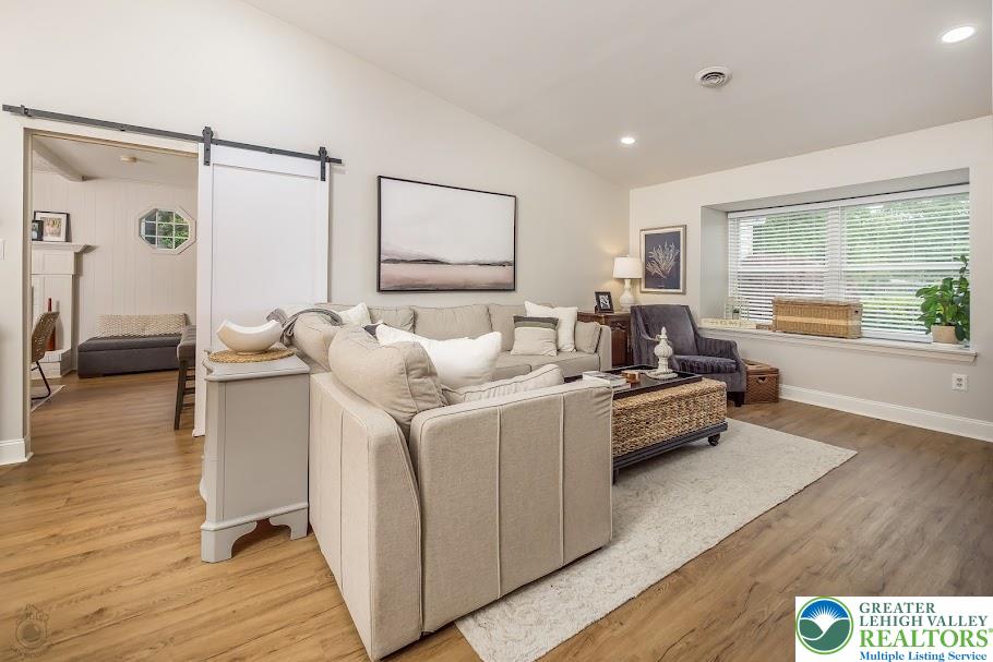 Allentown City, Pennsylvania 18104, United States, 3 Bedrooms Bedrooms, ,2 BathroomsBathrooms,Residential,Pending,154379