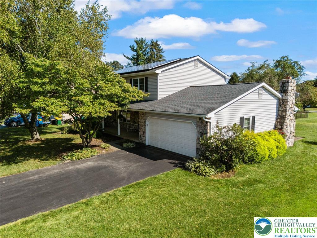 Lower Macungie Twp, Pennsylvania 18062, United States, 4 Bedrooms Bedrooms, ,3 BathroomsBathrooms,Residential,Active,222259