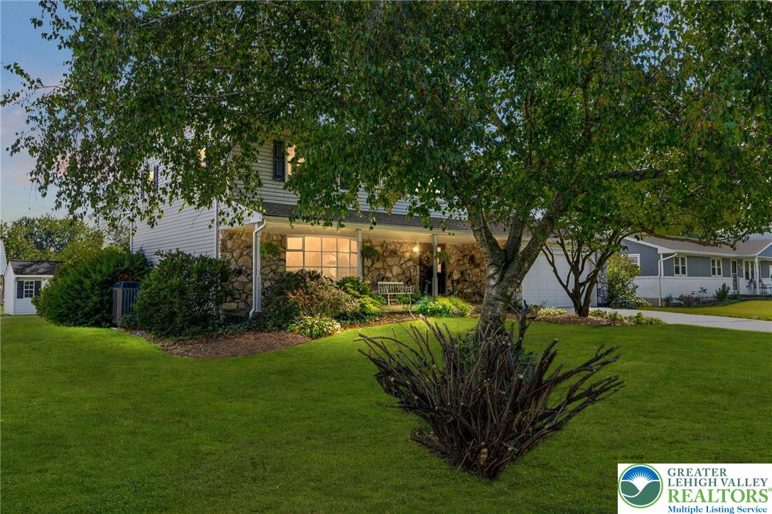 Lower Macungie Twp, Pennsylvania 18062, United States, 4 Bedrooms Bedrooms, ,3 BathroomsBathrooms,Residential,Active,222259