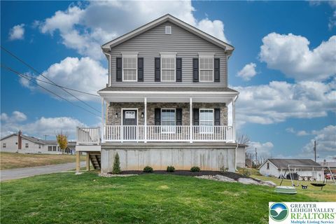 Photo of 6 W 1st Street, Northampton Boro, PA 18067 (MLS # 768525)