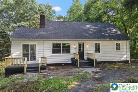 Homes For Sale - 355 Brown Street<br/> East Stroudsburg, PA 18301