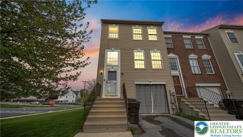 Photo of 98 N Oak Street, Freemansburg Boro, PA 18017 (MLS # 775676)