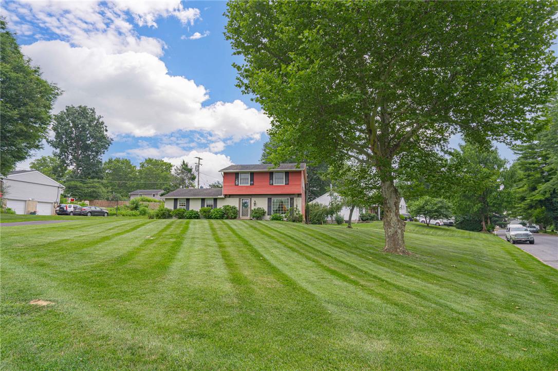 525 Apple Hill Drive