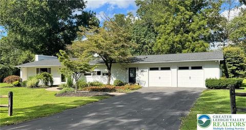 Photo of 2667 Washington Lane, Bethlehem, PA 18015 (MLS # 771184)