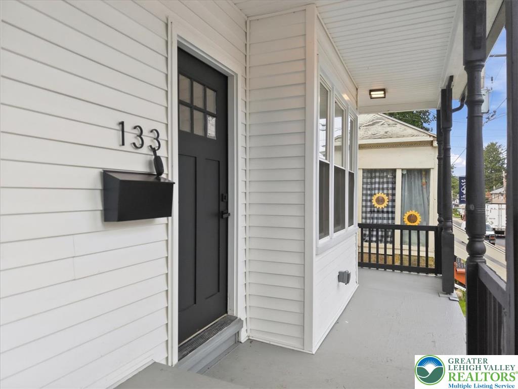 133 W Central Avenue