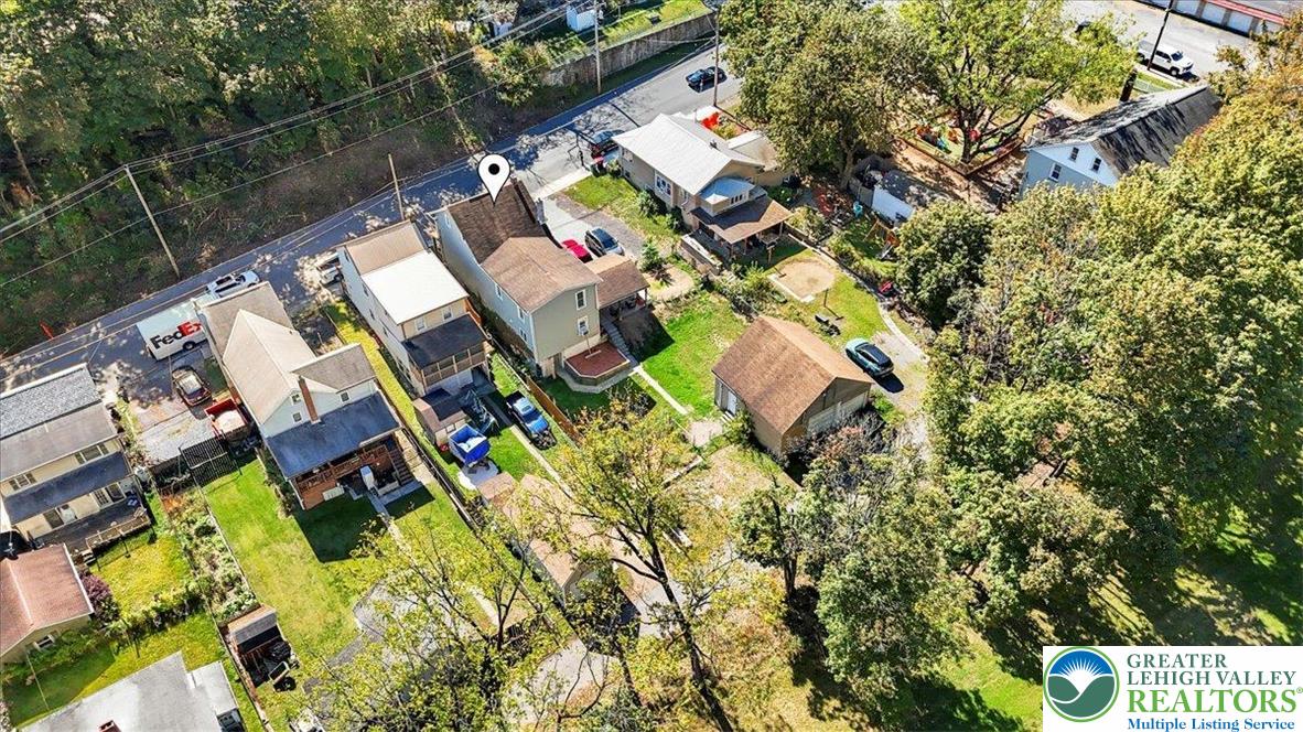 Lehighton Boro, Pennsylvania 18235, United States, 4 Bedrooms Bedrooms, ,2 BathroomsBathrooms,Residential,Active,222914