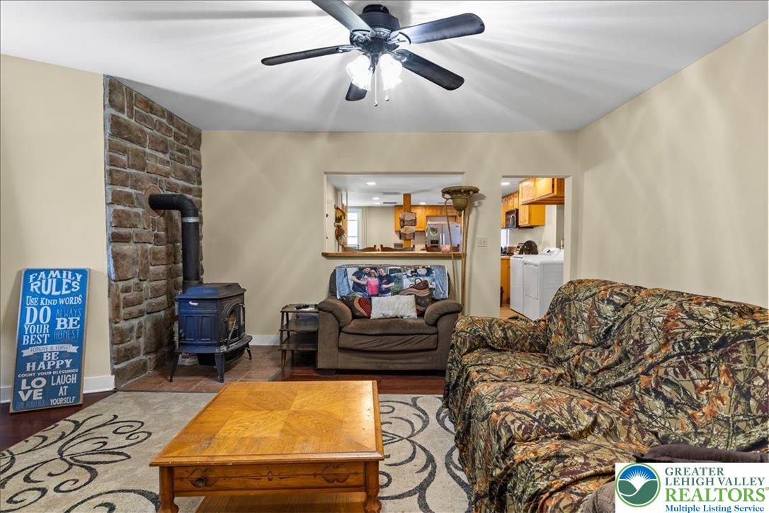 Lehighton Boro, Pennsylvania 18235, United States, 4 Bedrooms Bedrooms, ,2 BathroomsBathrooms,Residential,Active,222914