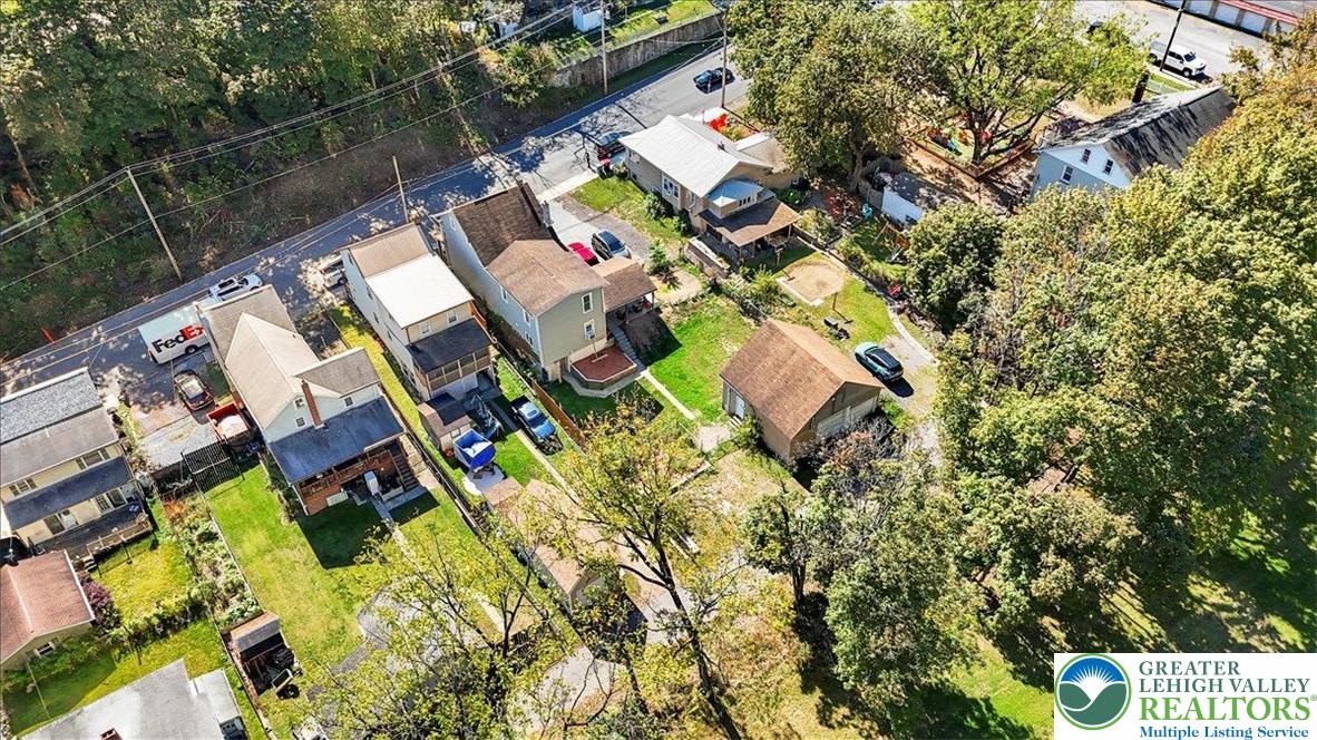 Lehighton Boro, Pennsylvania 18235, United States, 4 Bedrooms Bedrooms, ,2 BathroomsBathrooms,Residential,Active,222914