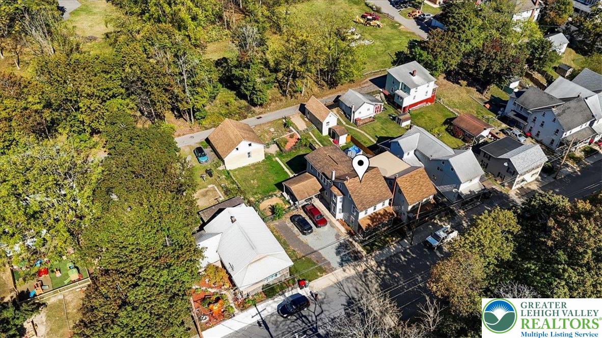 Lehighton Boro, Pennsylvania 18235, United States, 4 Bedrooms Bedrooms, ,2 BathroomsBathrooms,Residential,Active,222914