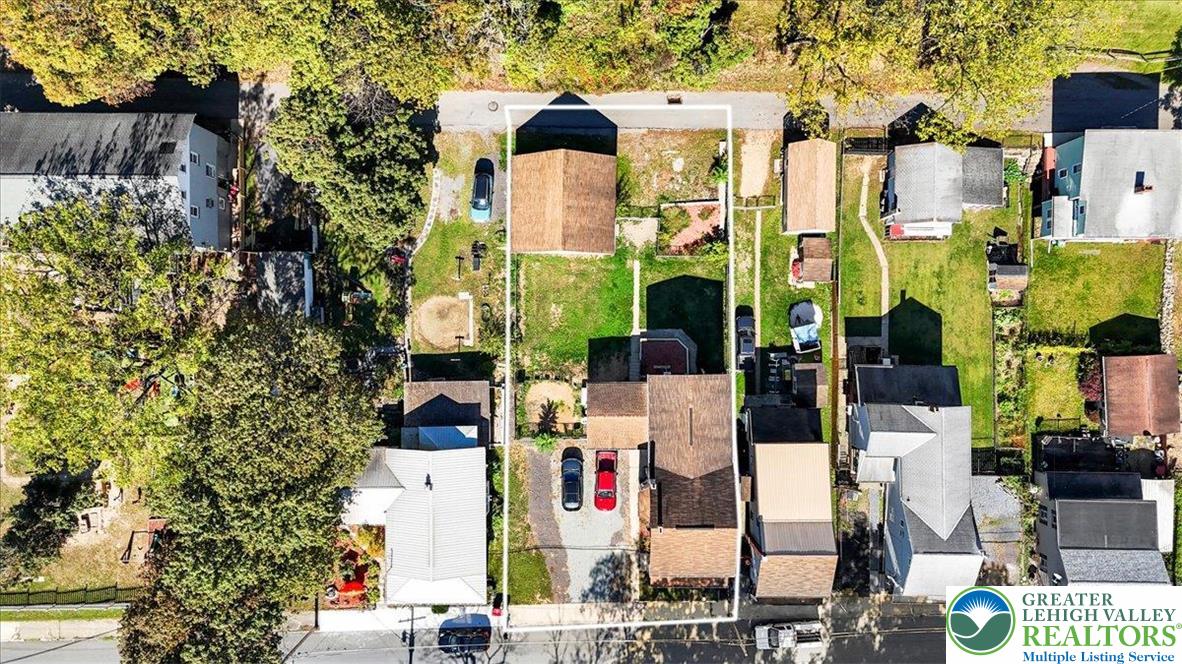 Lehighton Boro, Pennsylvania 18235, United States, 4 Bedrooms Bedrooms, ,2 BathroomsBathrooms,Residential,Active,222914