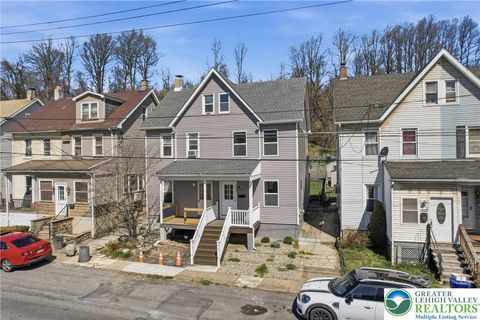 Photo of 1065 Bushkill Drive, Forks Twp, PA 18042 (MLS # 775217)