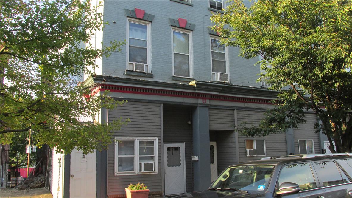 679 Northampton Street