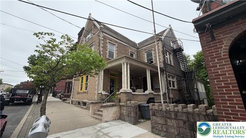 Photo of 78 S MAIN ST #5, Phillipsburg, PA 08865 (MLS # 776956)