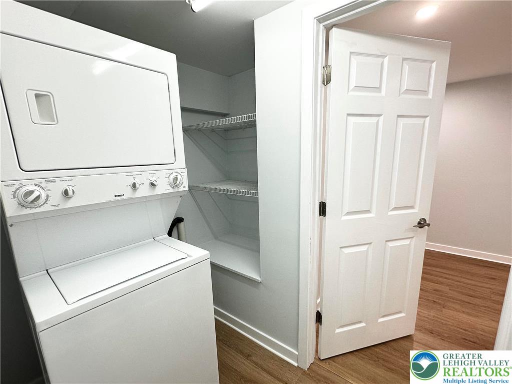 South Whitehall Twp, Pennsylvania 18103, United States, 2 Bedrooms Bedrooms, ,1 BathroomBathrooms,Residential,Active,213430