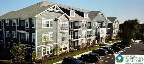 Photo of 2295 Lafayette Park Drive #B1, Forks Twp, PA 18040 (MLS # 775646)