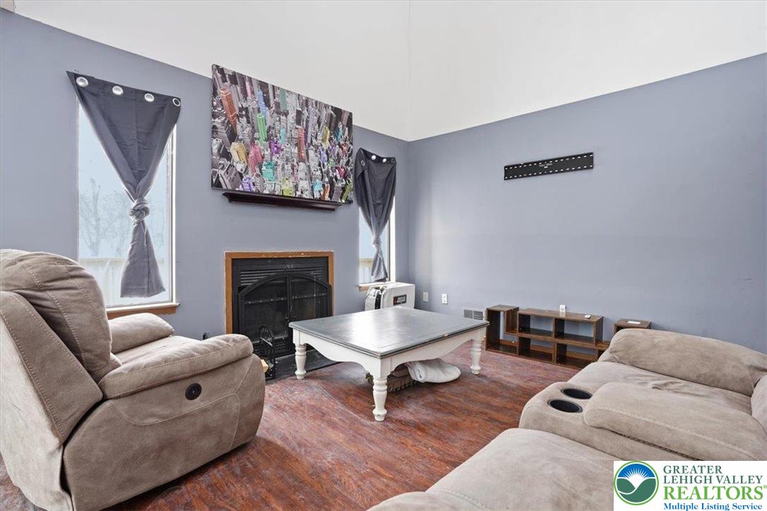 3301 Windermere Drive