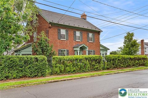Photo of 1204 Market Street, Bethlehem, PA 18018 (MLS # 777670)