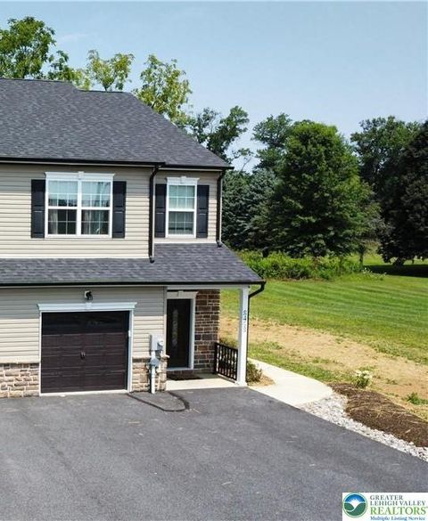 Photo of 8453 Hamilton Boulevard, Macungie, PA 18031 (MLS # 762940) Photo of 8453 Hamilton Boulevard, Macungie, PA 18031 (MLS # 762940)