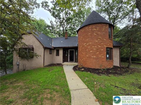 Photo of 1024 Elm Street, Allentown, PA 18109 (MLS # 767059) Photo of 1024 Elm Street, Allentown, PA 18109 (MLS # 767059)