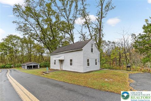 Photo of 7289 Tanglewood Road, East Allen Twp, PA 18067 (MLS # 766302) Photo of 7289 Tanglewood Road, East Allen Twp, PA 18067 (MLS # 766302)